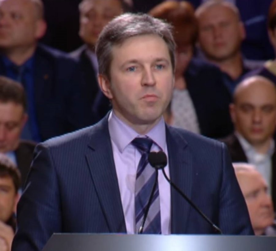 Гриценко отказался увольняться из Укрэксимбанка