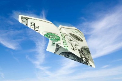 Клієнти Ощадбанку отримали 2,5 млрд грн з-за кордону з початку війни