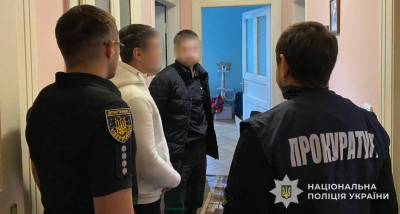 На Львівщині затримані шахраї, які «полювали» на клієнтів ПриватБанку