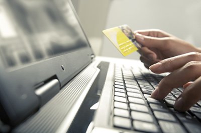 Нацбанк пояснив, навіщо збирає дані про карткові операції