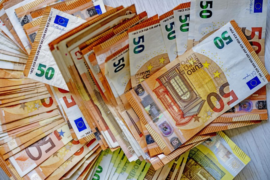 Бюджет України сьогодні отримав 1,9 млрд євро від ЄС