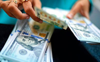 Українцям дозволили купувати валюту онлайн на 200 тис. грн на місяць