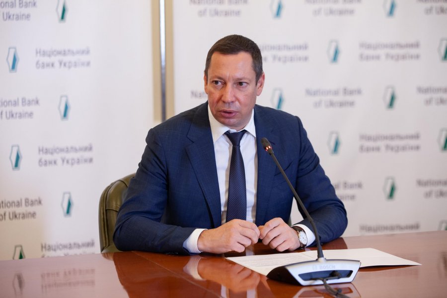 Нацбанк зберіг прогноз падіння економіки
