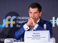 Бумажные договоры для торговцев могут отменить