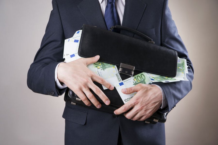 НБУ вдвічі збільшить е-ліміт для інвестицій фізосіб за кордон