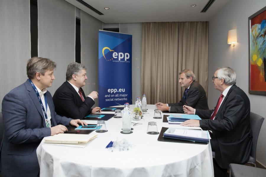 Порошенко ждет финпомощи от Евросоюза