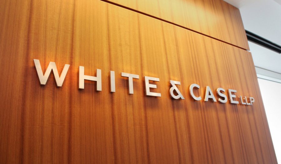White&Case займется реструктуризацией долгов Киева
