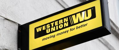 ПриватБанк почав виплати від ООН неповнолітнім та підліткам