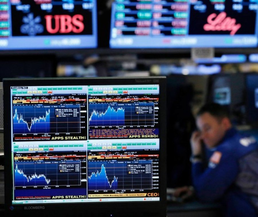 Минфин будет продавать ОВГЗ через платформы Bloomberg и Reuters