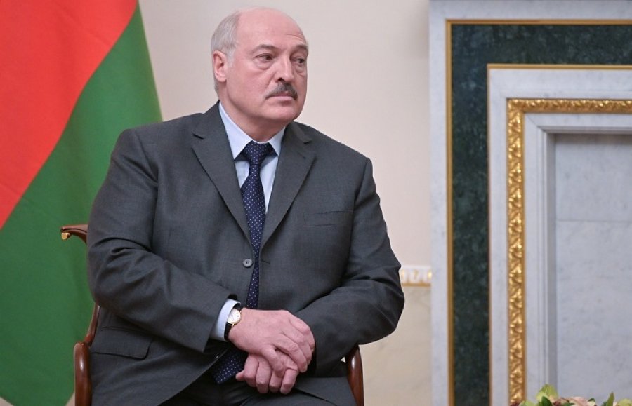 Білорусь хоче сплачувати за єврооблігаціями у білоруських рублях