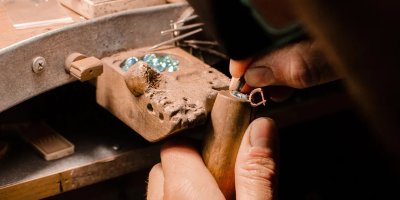 Понад 50 тисяч працівників ювелірного ринку можуть втратити роботу