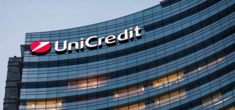 UniCredit попередив про обмеження на перекази для росіян