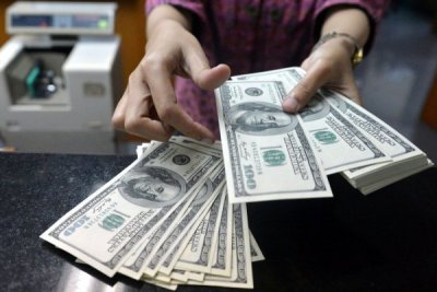 Нацбанк відновив продаж валюти на міжбанку