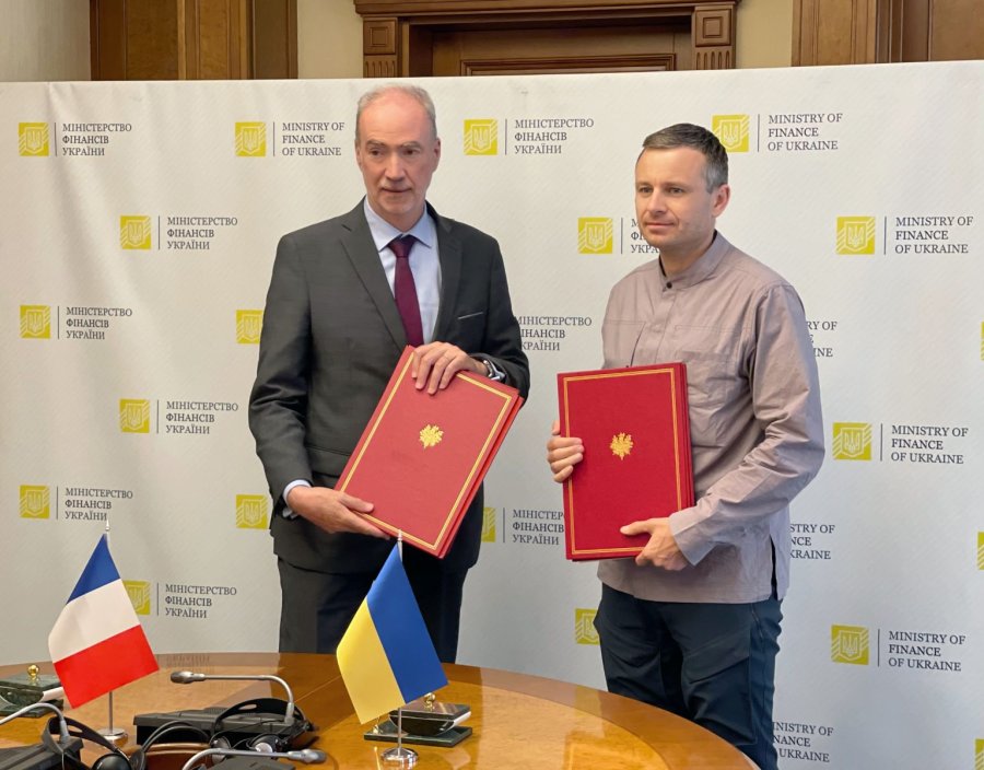 Франція дозволила Україні призупинити виплати за держборгом