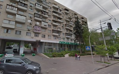 Співвласник ТРЦ купує у ФГВФО офіс ліквідованого Сбербанку