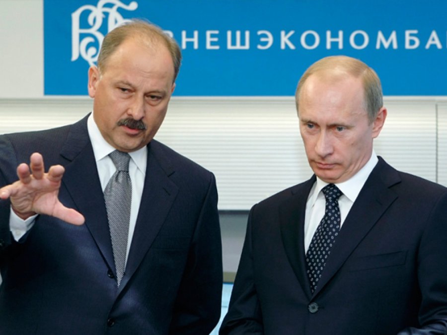 Экс-глава ВЭБ Владимир Дмитриев и президент РФ Владимир путин
