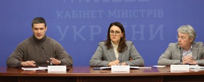 Банки відкрили понад 5,5 млн карток для вакцинованих