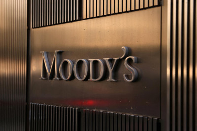 Moody’s знизило бездоганний кредитний рейтинг США, який тримався понад 100 років