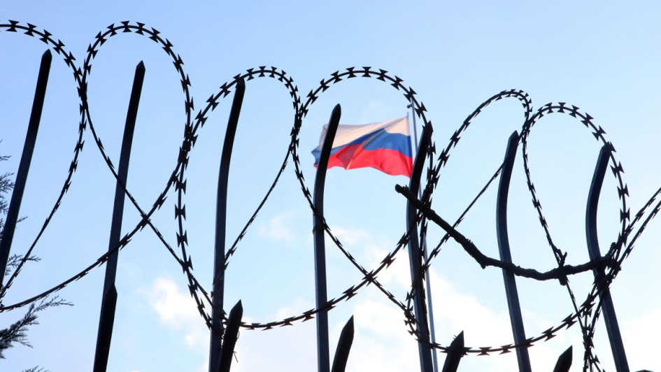 Санкції Заходу вдарили по більш ніж половині танкерів «тіньового флоту» рф