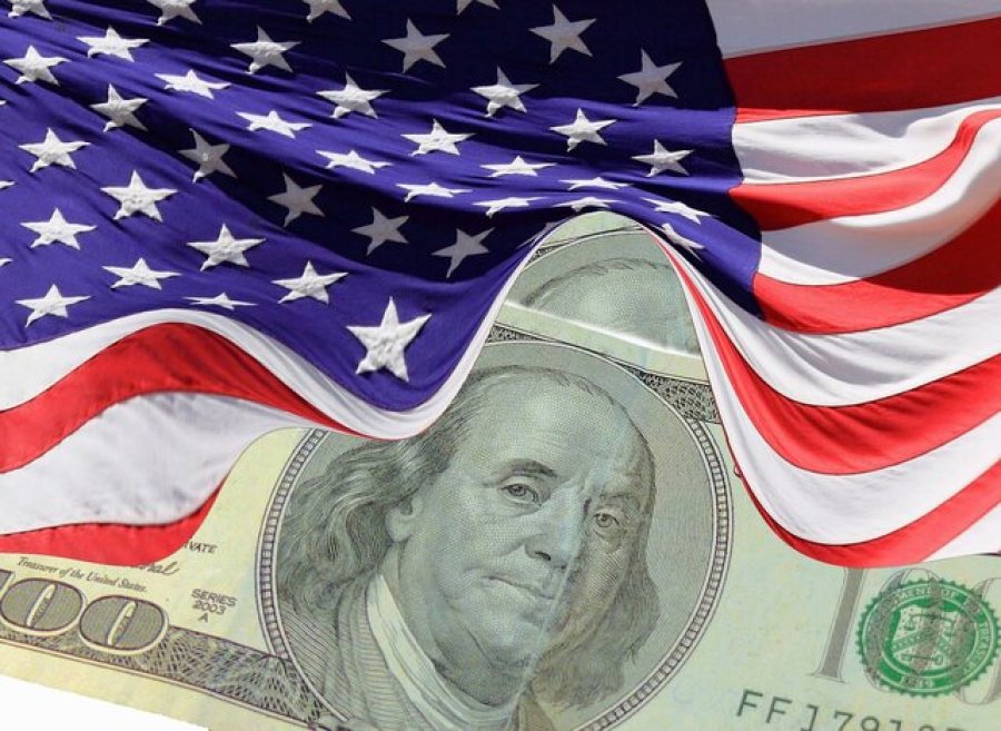 Економіка США зросла на 4,9% в III кварталі