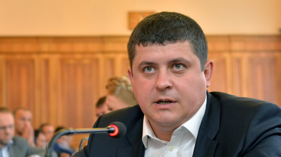 «Народный фронт» поддержит «независимого» главу НБУ