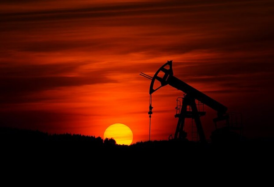 На ринку США з'явилася безкоштовна нафта із доплатою