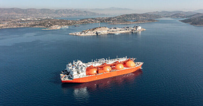 Євросоюз скасував санкції проти трьох японських LNG-танкерів, що працювали на росію