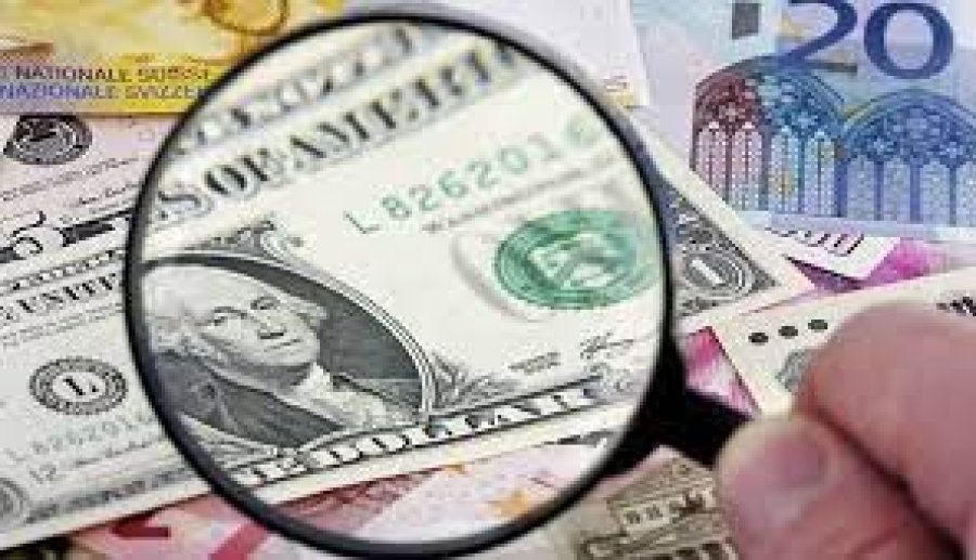 Мінфін рф збільшує купівлю валюти у 7 разів