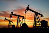 Ціни на нафту зросли на 6-7% після рекордного падіння