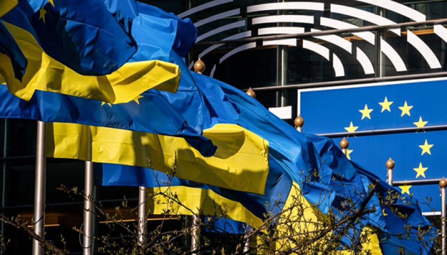 Країни ЄС остаточно погодили виділення 5 млрд євро на зброю для України