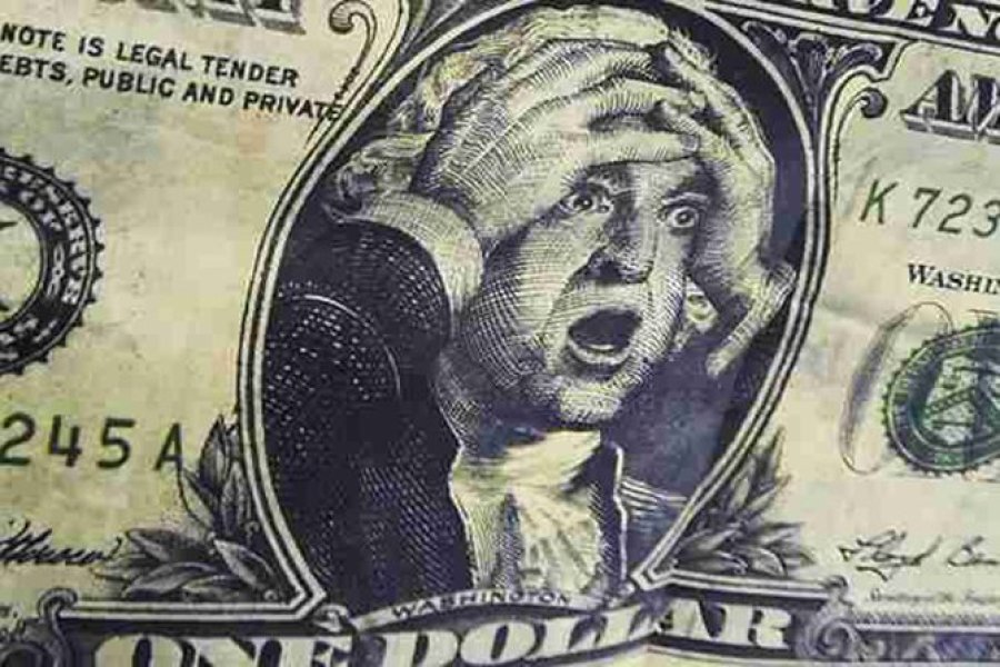 Бізнес прогнозує девальвацію гривні до 43,7 грн/$