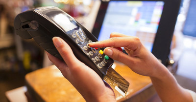 Оплата частинами витіснила 60% товарних кредитів