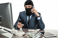Коллекторов будут штрафовать до 100 тыс. грн за угрозы и шантаж