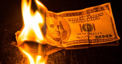 Нацбанк нарощує «спалення» резервів: продано ще $350 млн