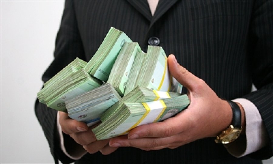 Минфин продал 5-летние госбумаги почти на 13 млрд грн, ставки упали