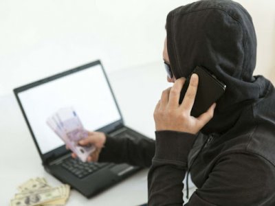 Шахраї вигадали нову схему з 1000 грн за вакцинацію