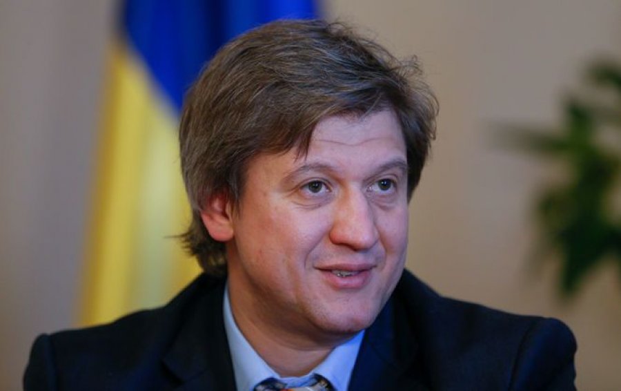 Кабмин может инициировать отставку Данилюка