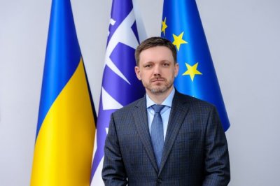 Мецгер пропонує журналістам передати документи в СБУ