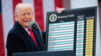 Трамп відклав запровадження 50-відсоткових тарифів на європейські товари до 9 липня