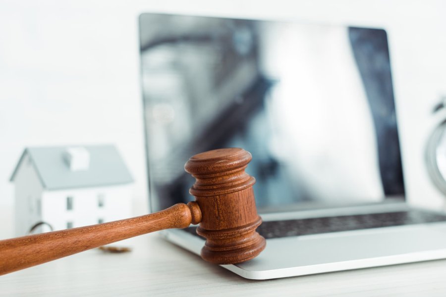 ПриватБанк продав портфель карткових кредитів за 13 млн грн