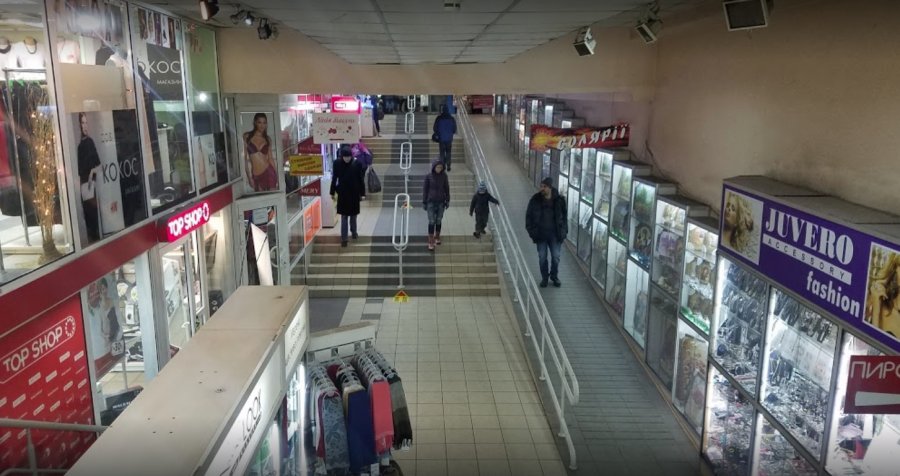 Продается отобранный у Бахматюка торговый комплекс в Киеве