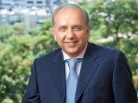 Владелец Укринбанка готов вернуться на банковский рынок