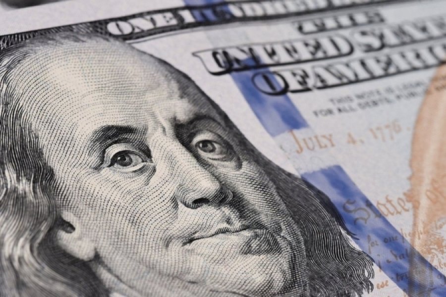 Борг України скоротився майже на $1 млрд через девальвацію