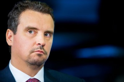 Абромавичус пояснив звільнення з наглядової ради Ощадбанку