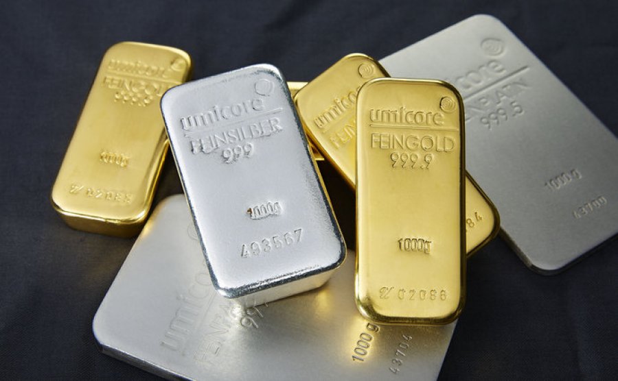 Банкам дозволили продавати банківські метали клієнтам