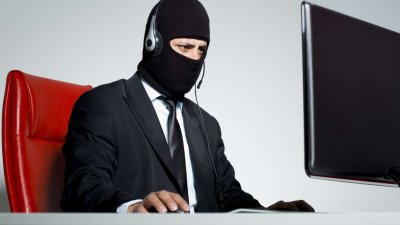 Нацбанк зареєстрував ще двох колекторів