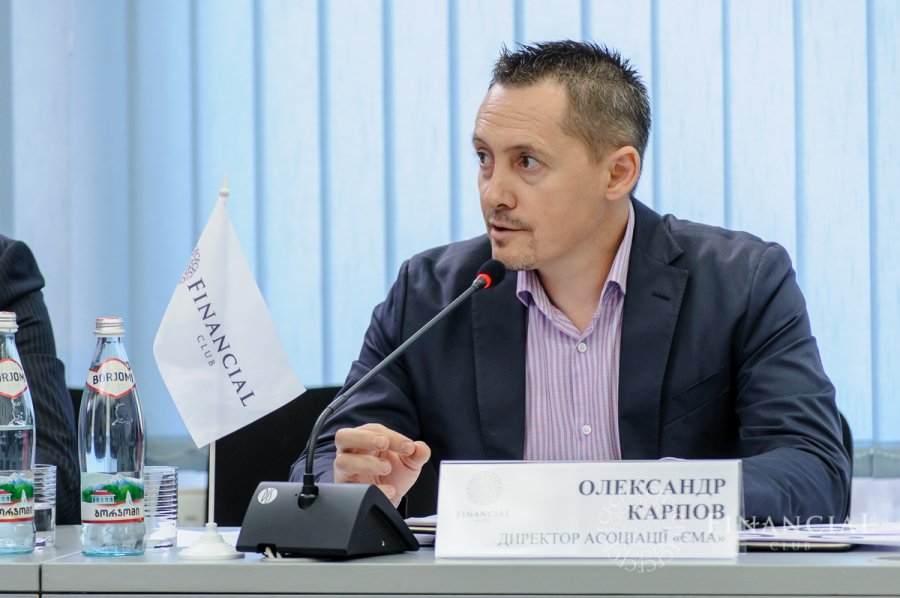 Клієнтів банків закликають ігнорувати підозрілі повідомлення