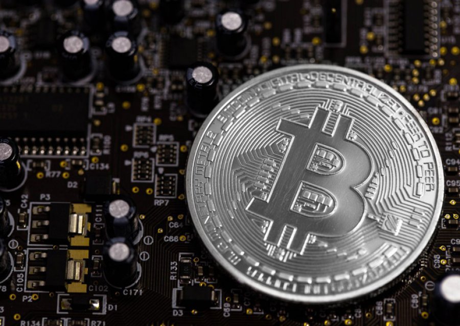 Китайская биржа BTCC прекращает торги криптовалютами