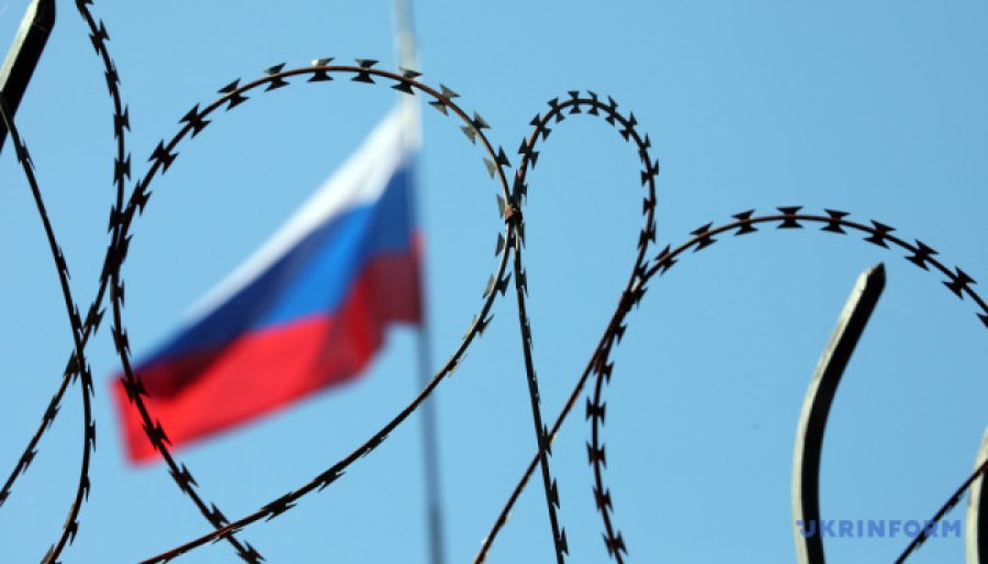 Нідерланди і Франція пропонують ЄС нові санкції проти банків рф