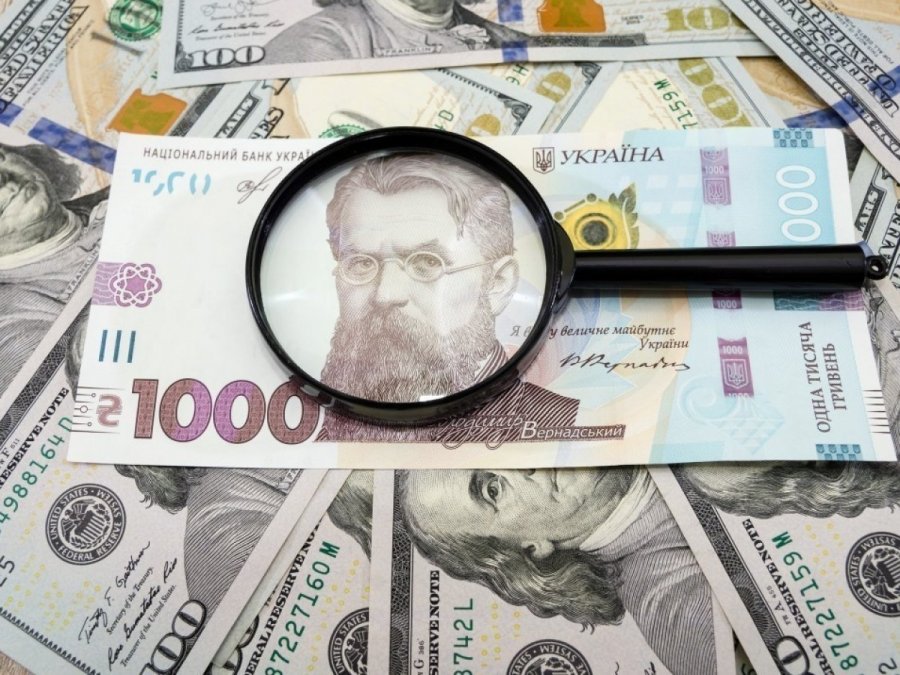 70% емісії НБУ потрапило на валютний ринок